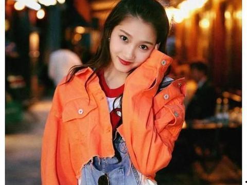 近日明星爆料新闻视频,娱乐圈背后惊人内幕大揭秘 第3张 近日明星爆料新闻视频,娱乐圈背后惊人内幕大揭秘 第3张